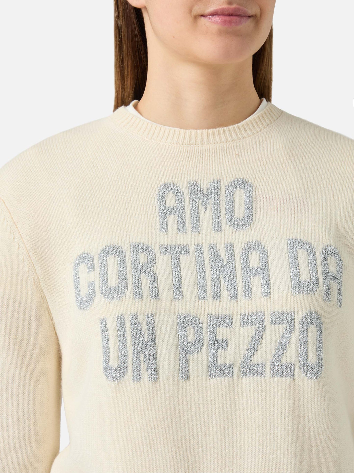 New Queen crewneck in white with Amo Cortina da un pezzo lurex jacquard