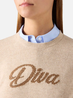 Beiger New Queen Rundhals-Strickpullover mit Diva-Strassstickerei 
