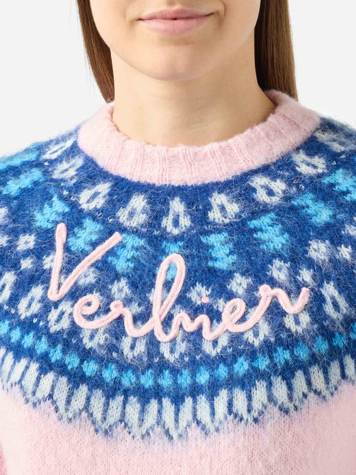 Woman pink crewneck nordic jacquard sweater
