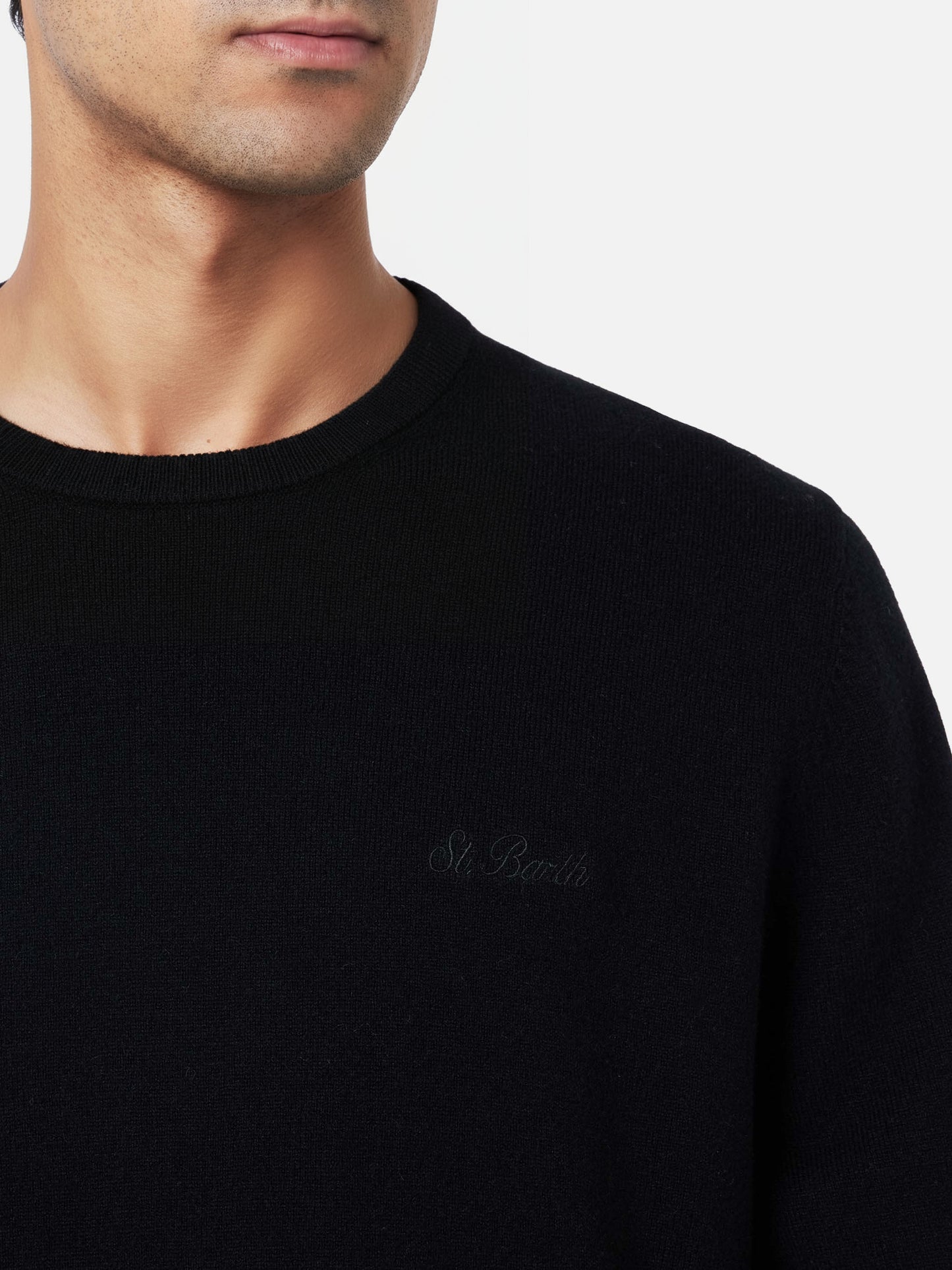 Maglione girocollo in misto cashmere nero da uomo Regent