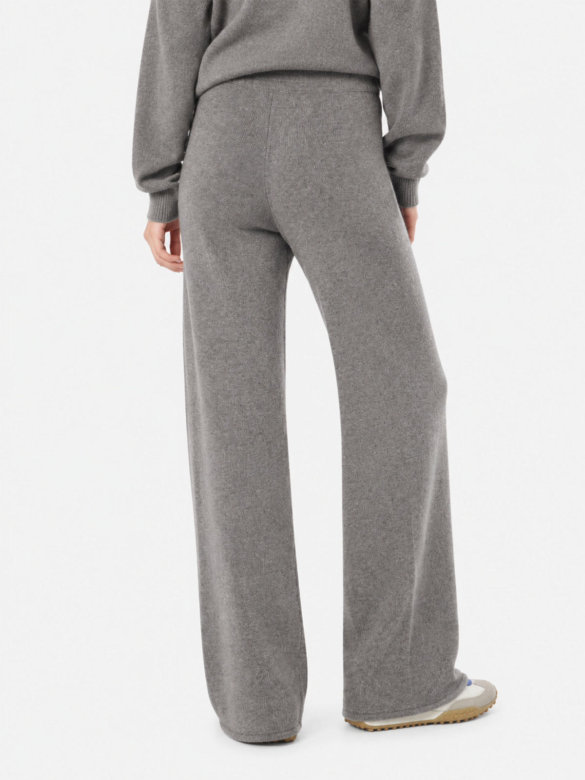Pantaloni a palazzo grigi in maglia