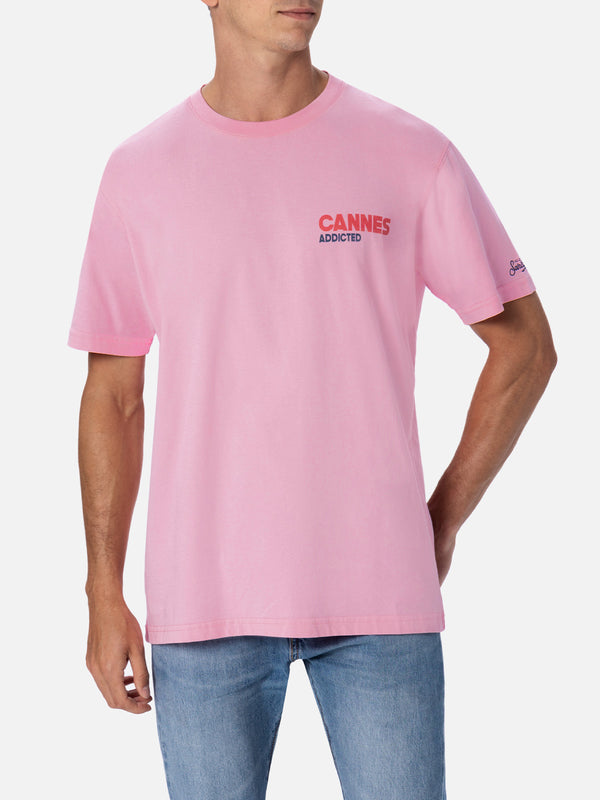 Herren-T-Shirt aus Baumwolle mit platziertem „Cannes Addicted“-Postkartendruck