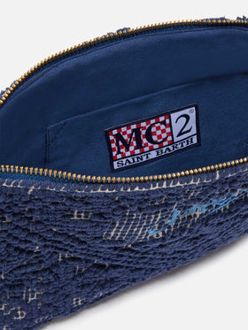 Weich strukturierter getufteter Beutel