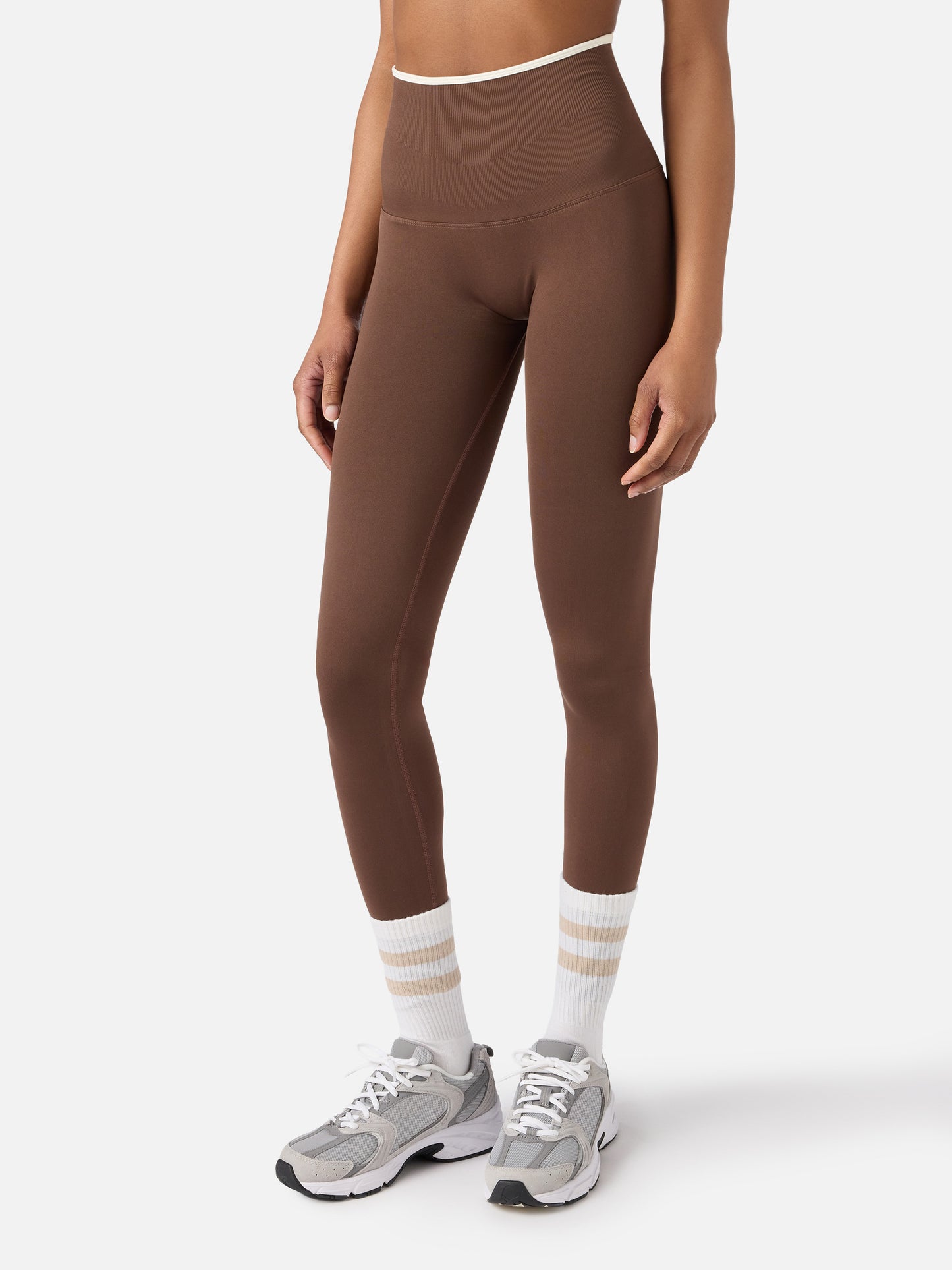 Brown Vega technical fabric sports leggings with contrast trim