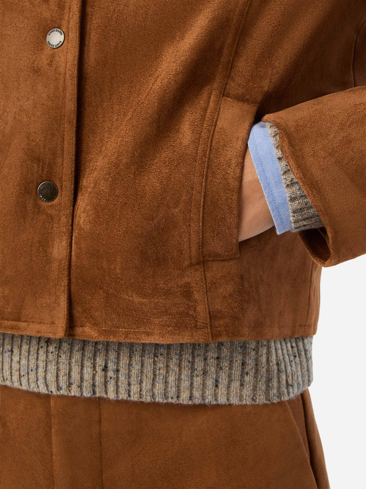 Chaqueta Camel Veyra de ante con bordado del logo 