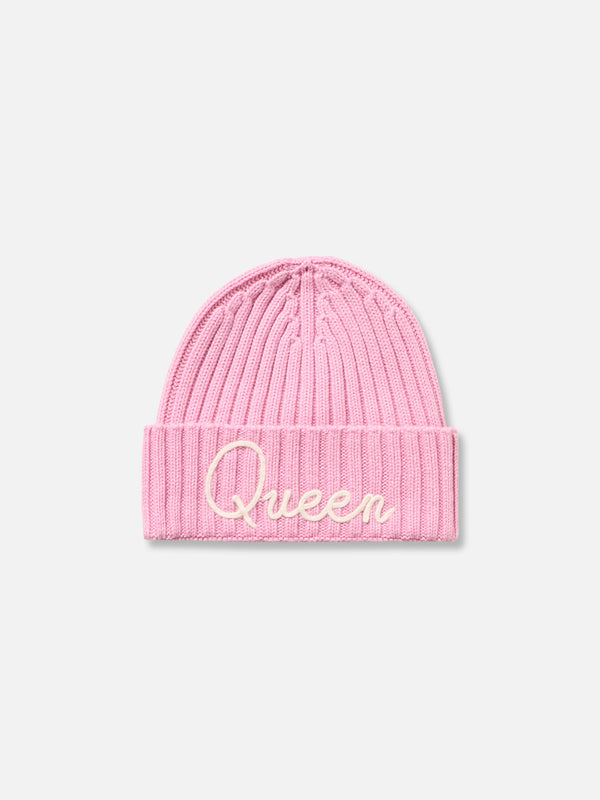 Woman pink ribbed hat Wengen with Queen embroidery