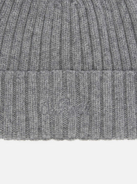 Wengen beanie in grey melange wool with St. Barth embroidery on the turn-up