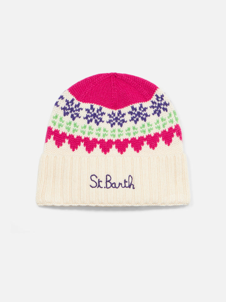 Woman white beanie with fair isle heart jacquard