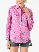 Woman pink shirt with bandanna print