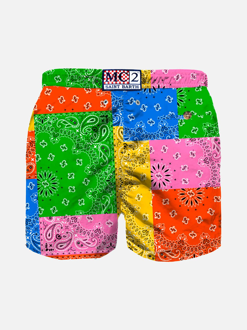 Badeshorts für Jungen mit mehrfarbigem Bandana-Print