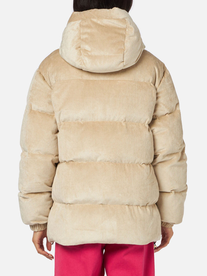Piumino da donna imbottito in velluto a coste beige con cappuccio