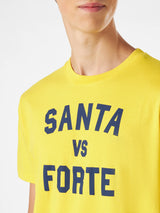 Bedrucktes Herren-T-Shirt „Santa vs Forte“.