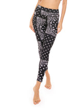 Yoga leggings black bandana all-over print