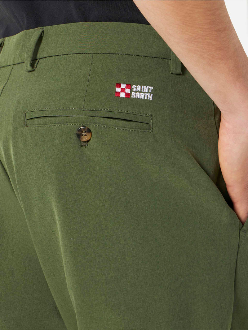 Man military green bermuda