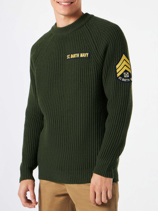 Man ribbed green sweater