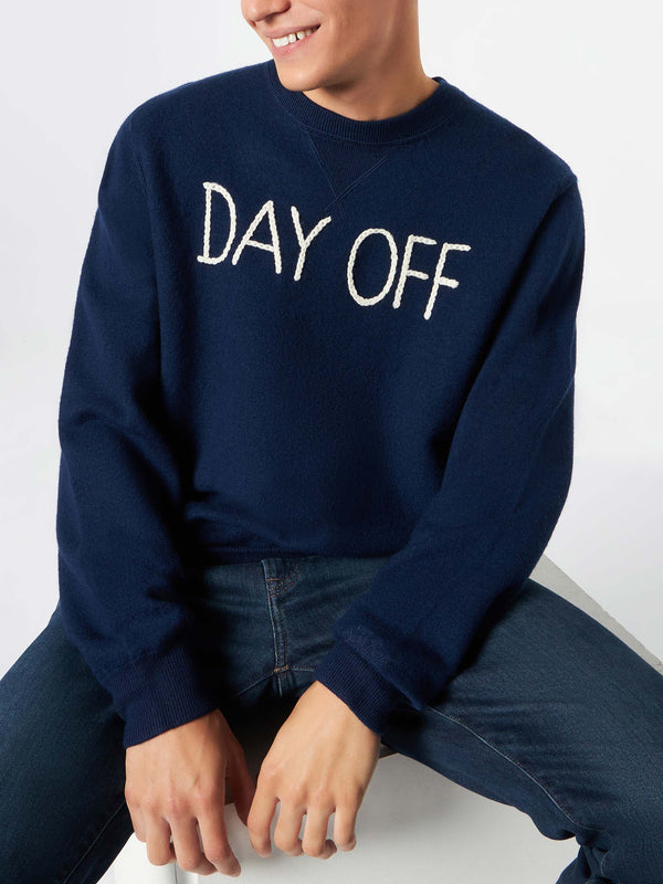 Man crewneck knitted sweater with Day Off embroidery