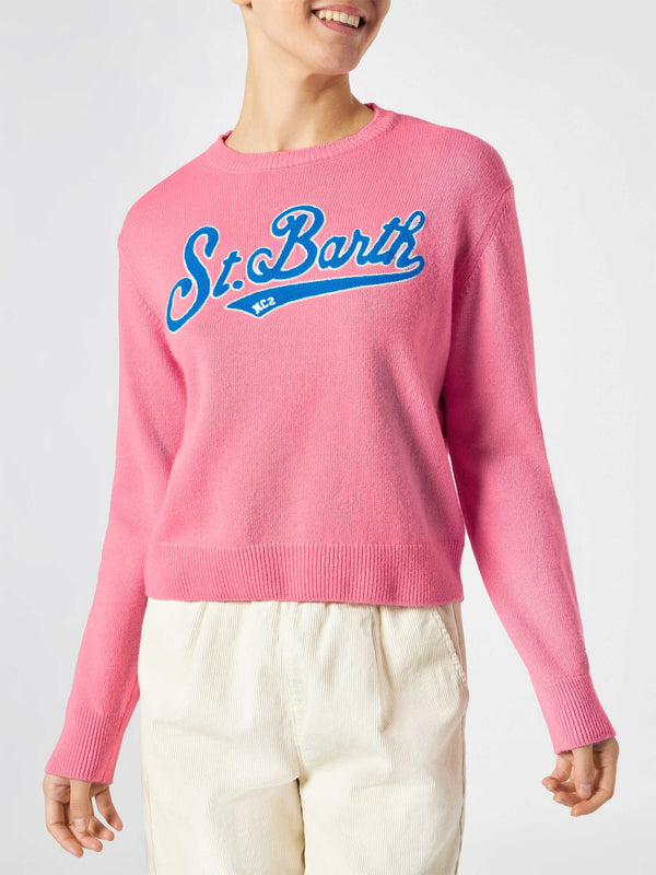 Woman pink cropped sweater